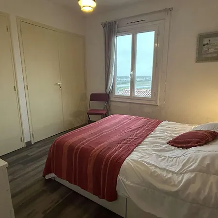3 Pieces Avec Balcon, A 300m De La Plage, - Fr-1-224b-107 Daire La Guérinière