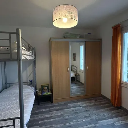 Daire 3 Pieces Avec Balcon, A 300m De La Plage, - Fr-1-224b-107 *