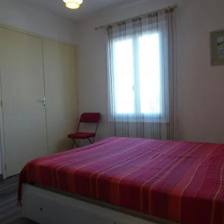 Apartment 3 Pieces Avec Balcon, A 300m De La Plage, - Fr-1-224b-107 *
