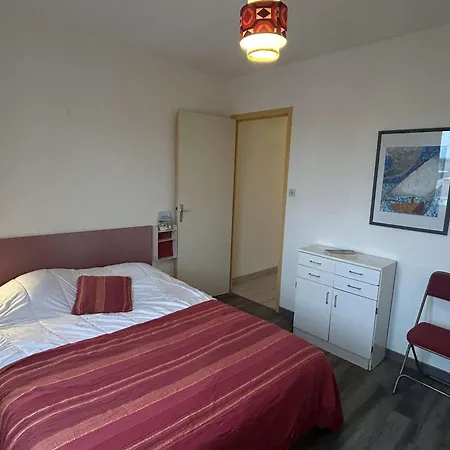 3 Pieces Avec Balcon, A 300m De La Plage, - Fr-1-224b-107 Apartment *