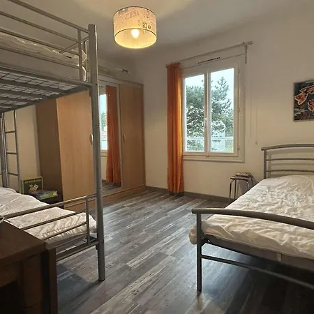 3 Pièces Avec Balcon, à 300m De La Plage, - Fr-1-224b-107 Appartement *