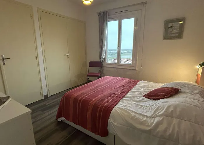 3 Pieces Avec Balcon, A 300m De La Plage, - Fr-1-224b-107 Apartment La Gueriniere