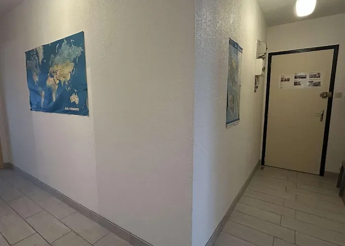 Apartment 3 Pieces Avec Balcon, A 300m De La Plage, - Fr-1-224b-107