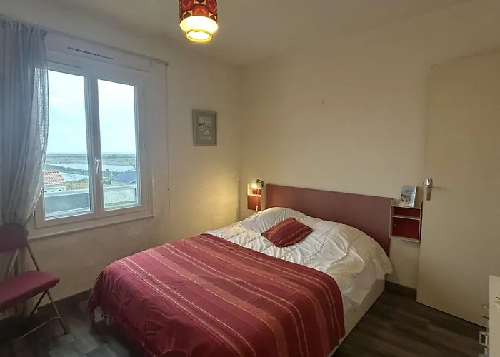 Apartment 3 Pieces Avec Balcon, A 300m De La Plage, - Fr-1-224b-107 *